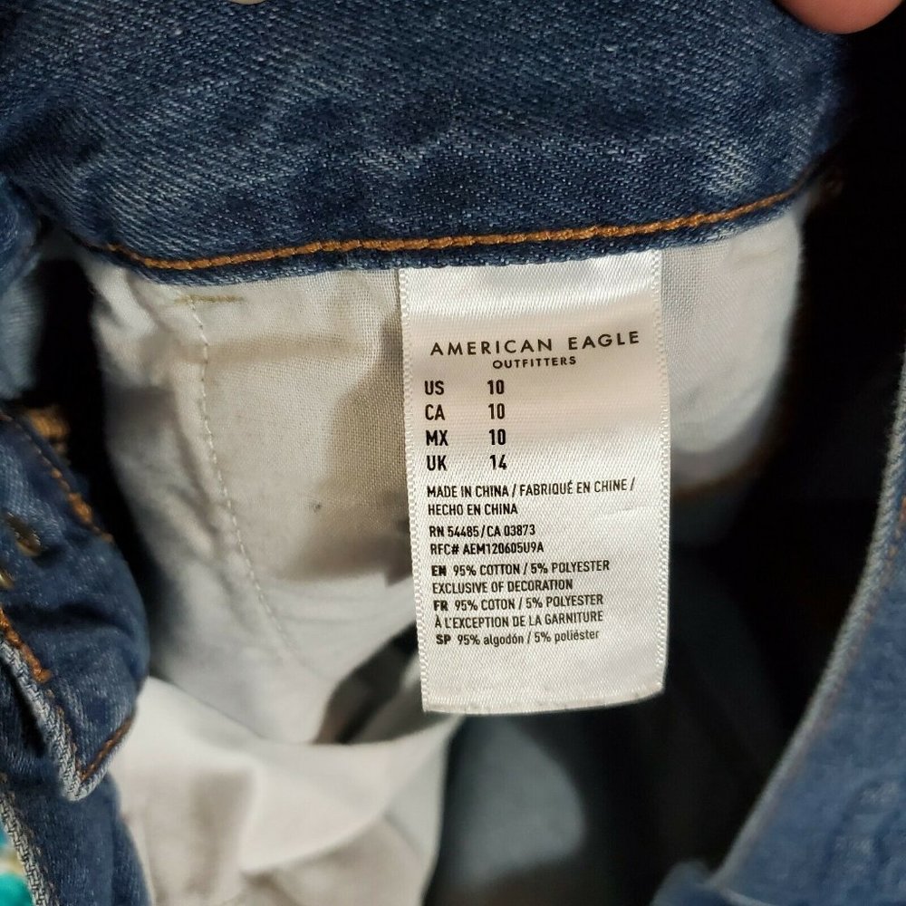 American Eagle Mom Shorts Blue Jean Denim Pleat Front Sz 10 - Picture 7 of 10